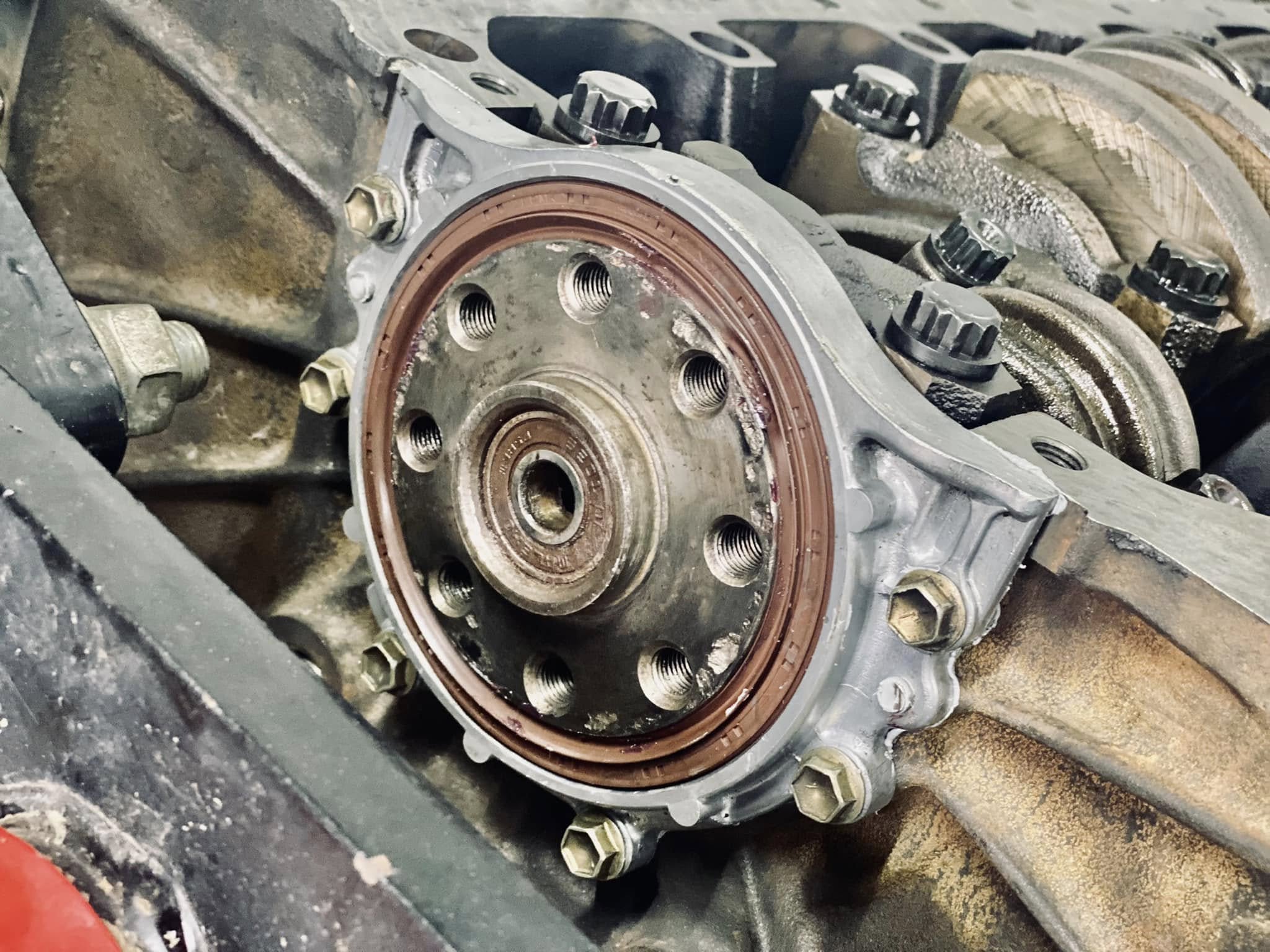 Front crank seal