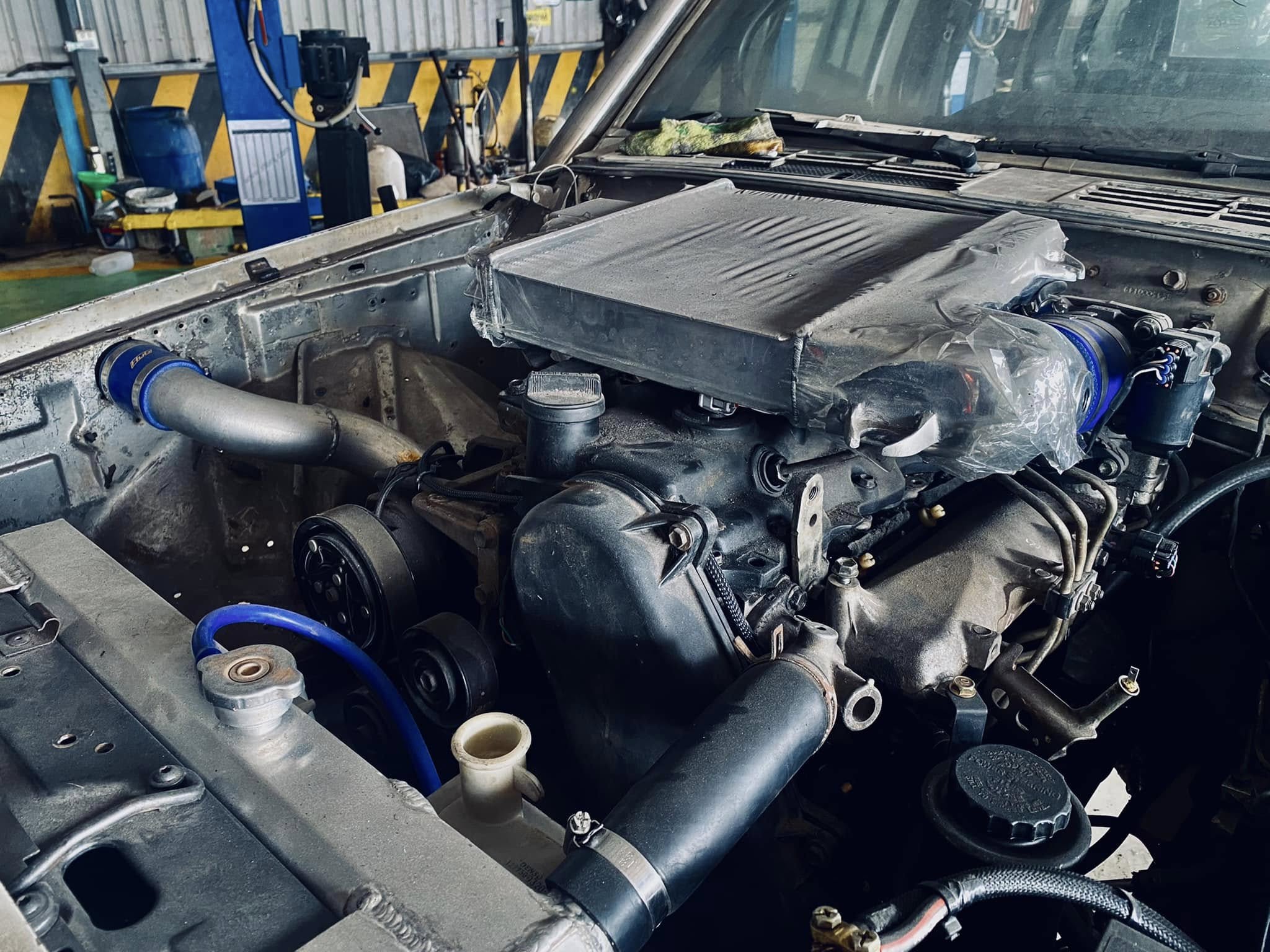 Turbo diesel engine with intercooler