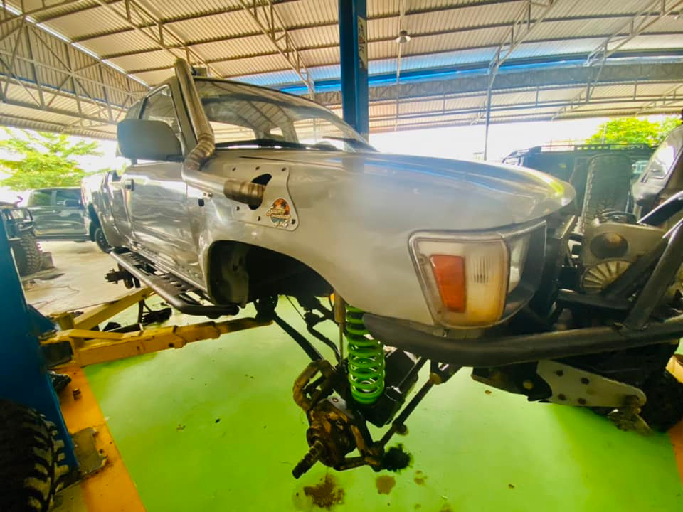 Side view with snorkel