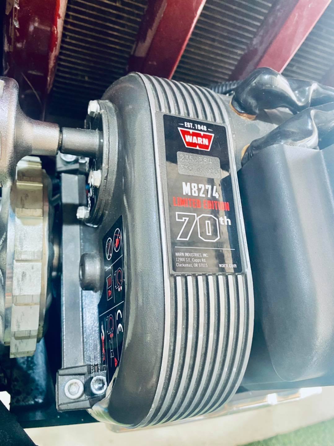 Jeep JK WARN M8274 Winch