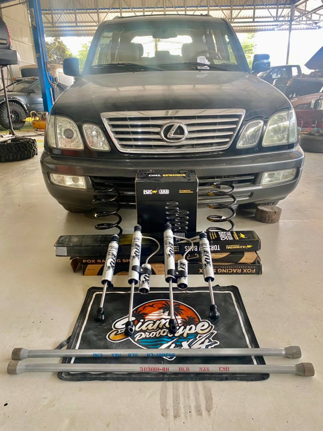 FOX 2.0 shock installed