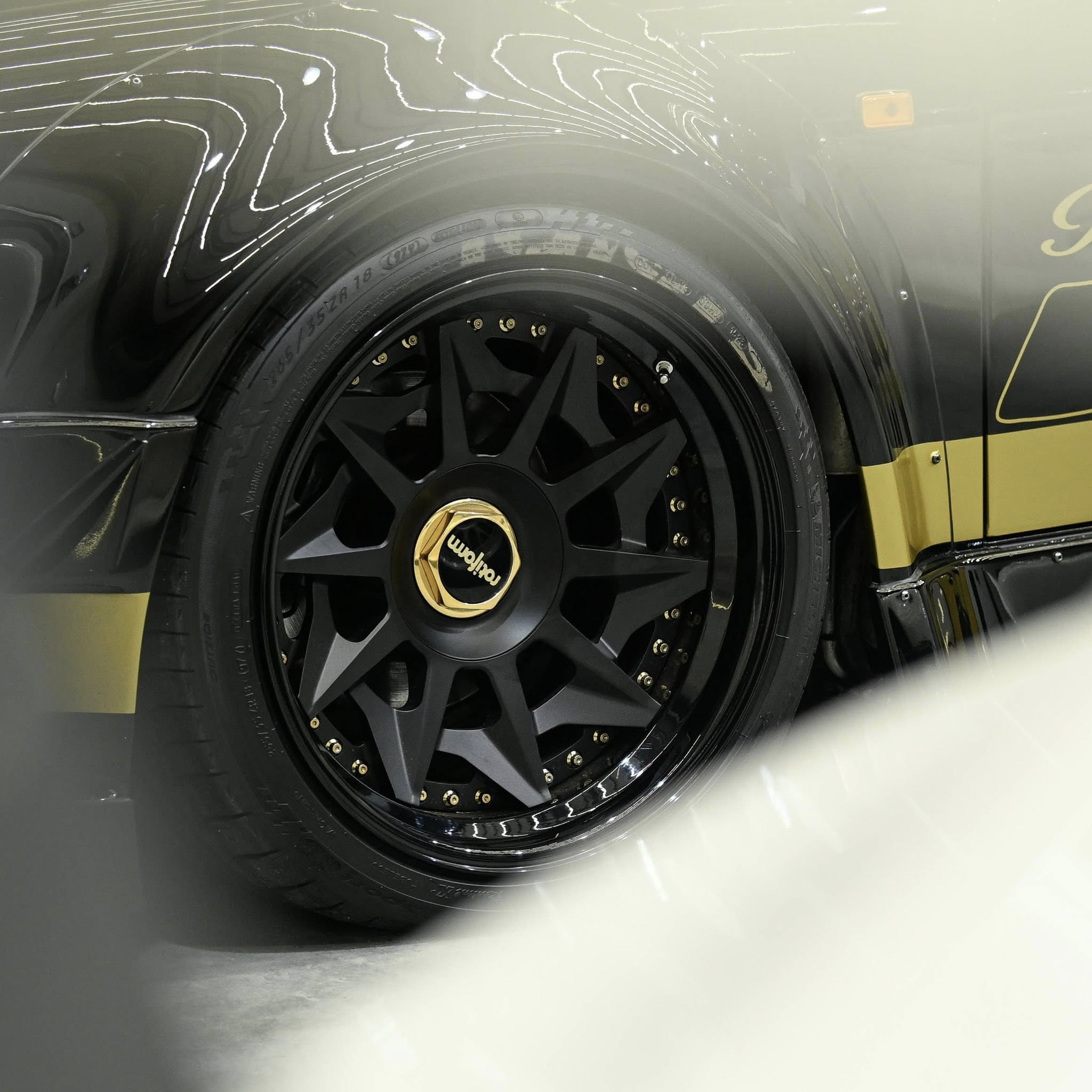 Big Boss wheel detail