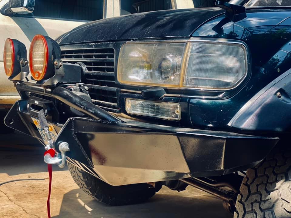Rock sliders fitted