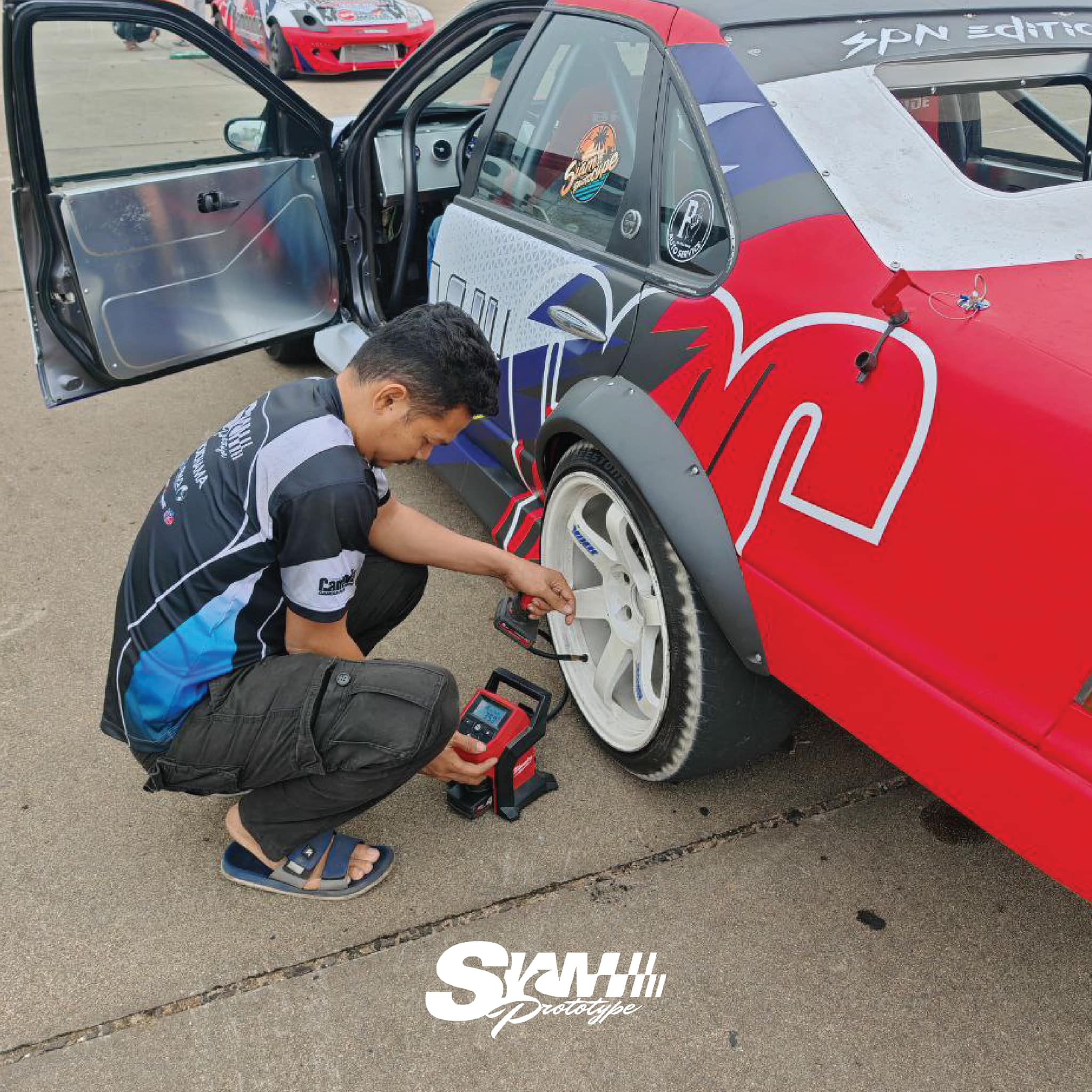 Tire pressure check between runs