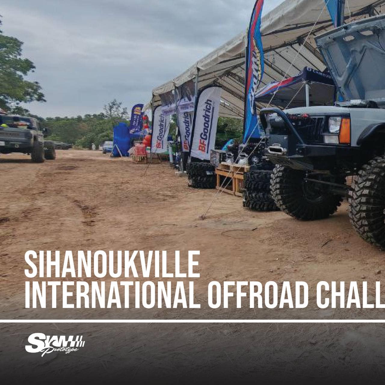 Off-road vehicles lined up at the event