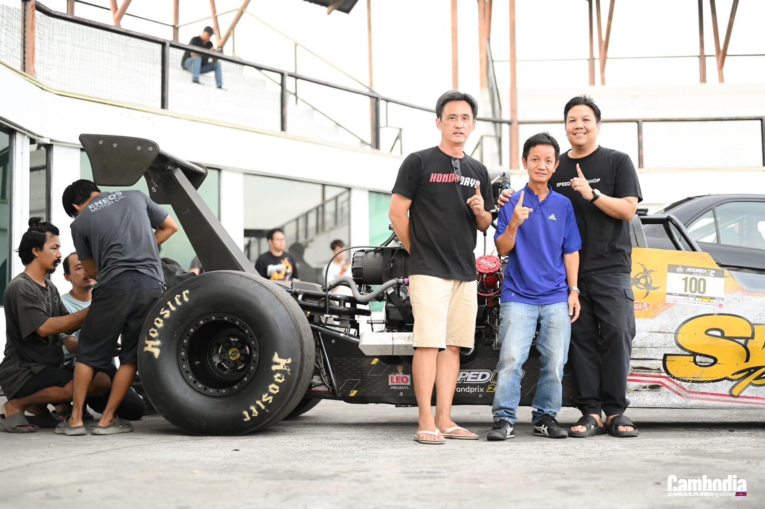 Team with the dragster